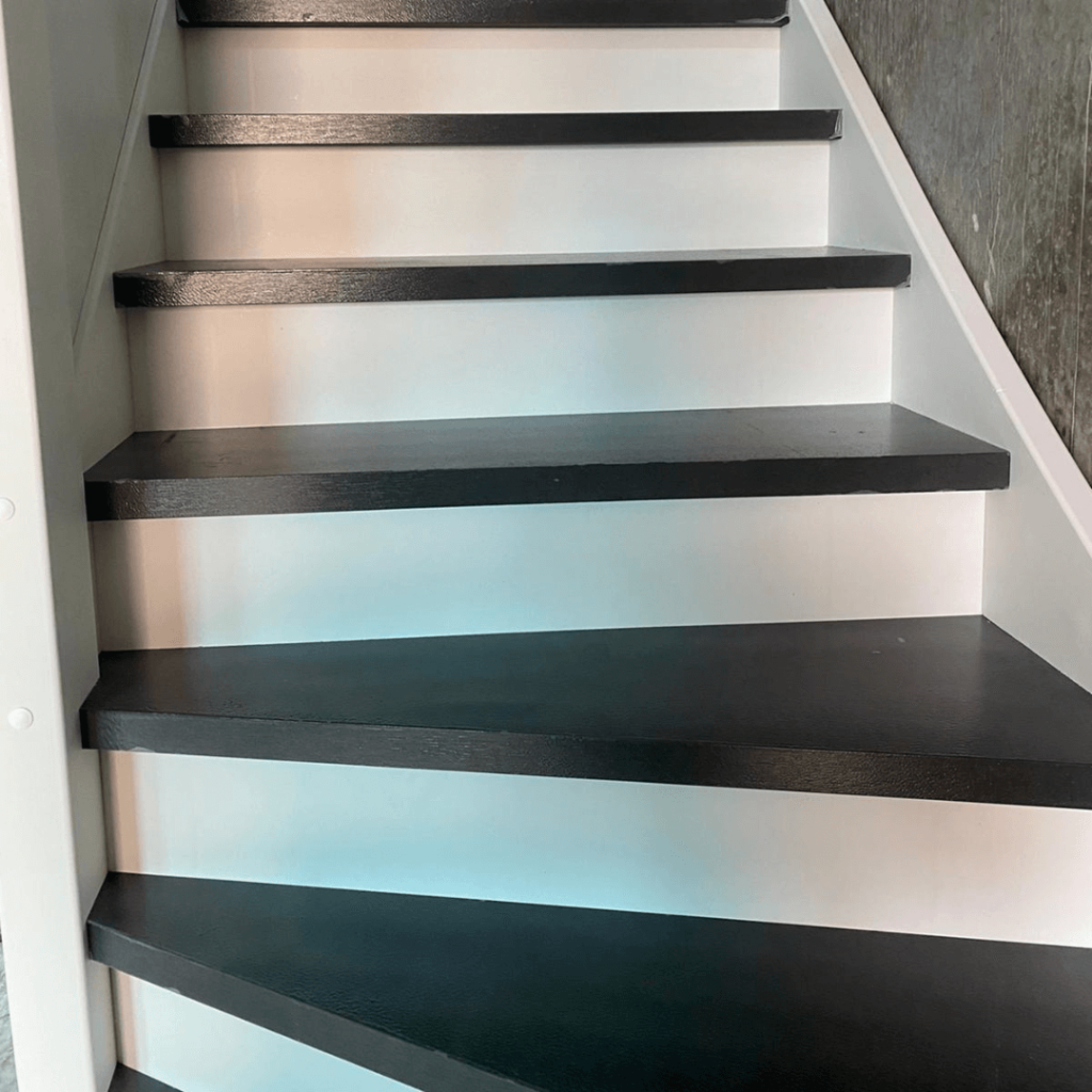 van der Pol Trappen nieuwe houten trap plaatsen